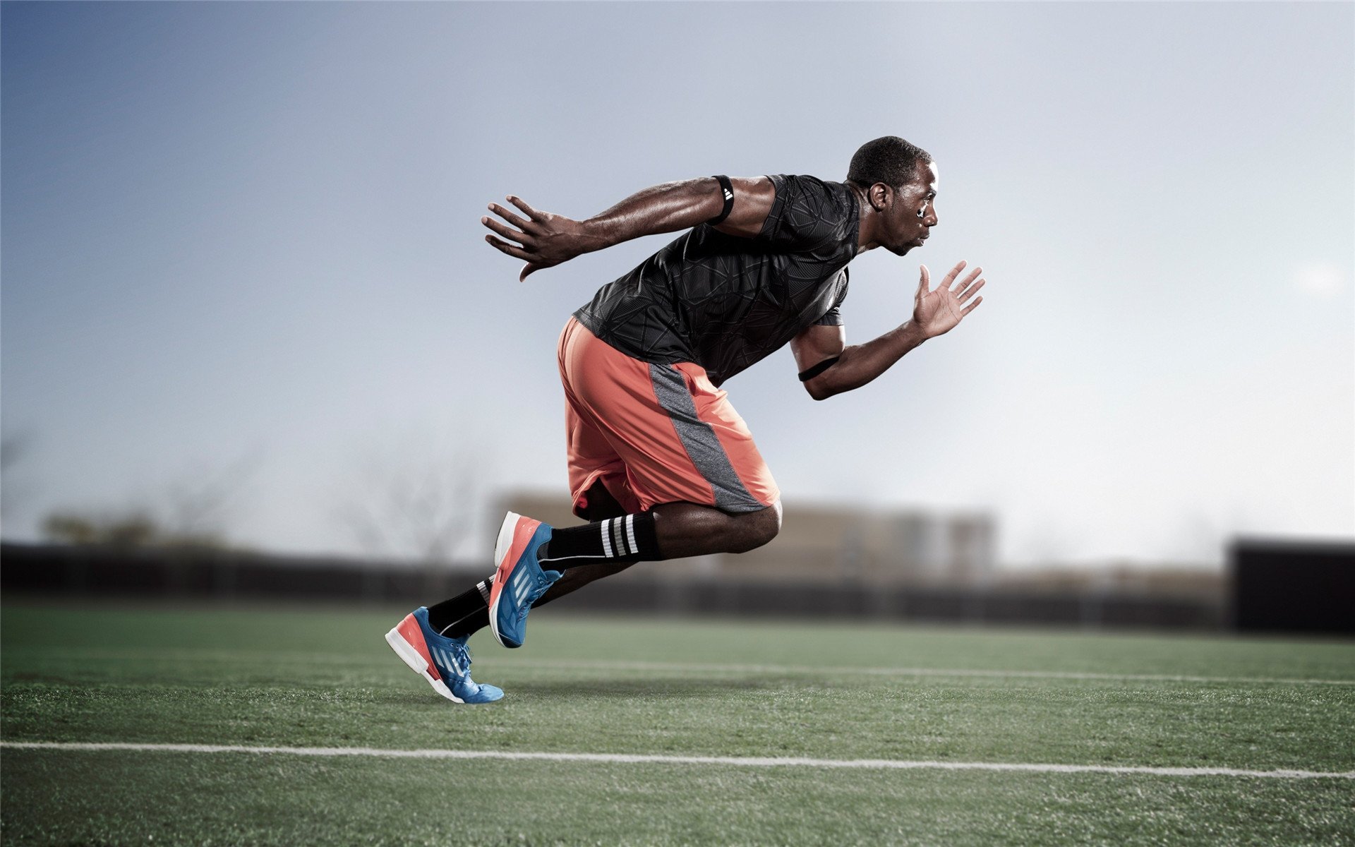 乌拉圭双前锋体系持续打磨,世预赛备战渐入佳境